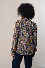 Load image into Gallery viewer, Lily &amp; Me Lm24511ol RITA FRILL SHIRT FLORAL IKAT
