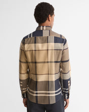 Load image into Gallery viewer, Barbour Msh4980 Barbour Dunoon TF      Birchwo
