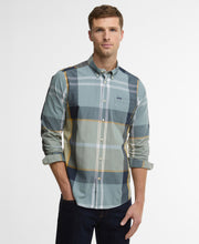 Load image into Gallery viewer, Barbour Msh5071tn37 Barbour Harris Shirt   Highlan
