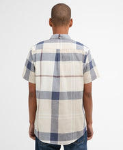 Load image into Gallery viewer, Barbour Msh5077tn41 Barbour Douglas Shirt  Oban Mi
