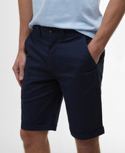 Load image into Gallery viewer, Barbour Mst0054ny91 Barbour Smart Chino Sh Navy
