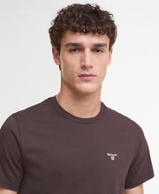 Load image into Gallery viewer, Barbour Mts0331 Barbour Ess Sports Tee Dark Oa

