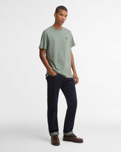 Load image into Gallery viewer, Barbour Mts0331 Barbour Ess Sports Tee Agave G
