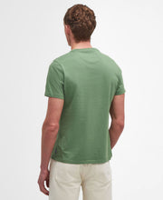 Load image into Gallery viewer, Barbour Mts1173 WOODCHURCH TEE
