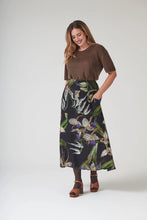 Load image into Gallery viewer, One Hundred Stars Skiorcblk ORCHID BLACK A-LINE MAXI SKIRT
