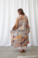Load image into Gallery viewer, One Hundred Stars Gwnphogry GOWN
