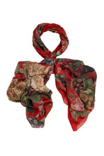 Load image into Gallery viewer, One Hundred Stars Scapriber PRIMULA BERRY SCARF
