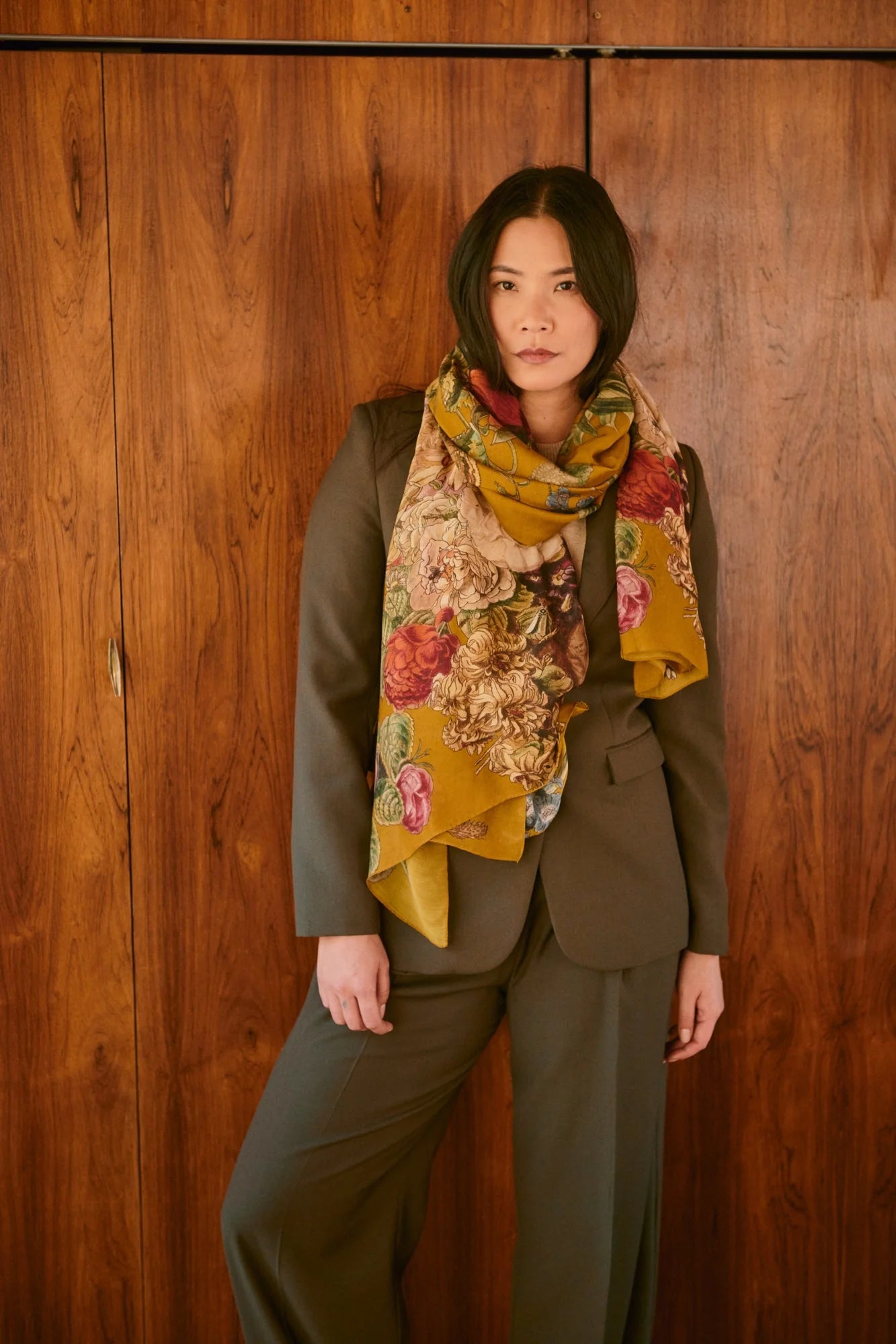 One Hundred Stars Scaprigol PRIMULA GOLD SCARF