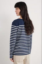 Load image into Gallery viewer, Seasalt B-Wm36589-35012 Sailor Top Falmouth Tri Breton Chalk Maritime
