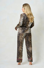 Load image into Gallery viewer, Hope And Ivy Sindy LEOPARD SATIN PJ SET
