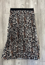 Load image into Gallery viewer, Culture 50109869 CUBETTY LEAPARD SKIRT
