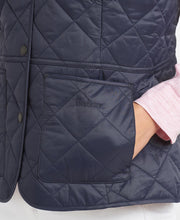 Load image into Gallery viewer, Barbour Deveron Gilet
