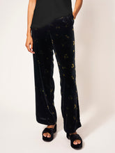 Load image into Gallery viewer, White Stuff 437409 BELLE VELVET TROUSERS
