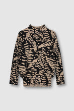 Load image into Gallery viewer, Rino&amp;Pelle Sparka.7002211 SWEATER
