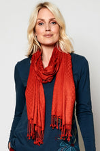 Load image into Gallery viewer, Nomads Sw0306 Viscose Tassle Scarf
