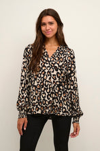 Load image into Gallery viewer, Culture 50109250 CUvinca Blouse
