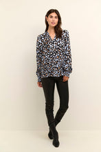 Load image into Gallery viewer, Culture 50109250 CUvinca Blouse
