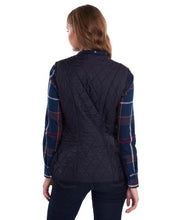 Load image into Gallery viewer, BARBOUR FLEECE BETTY LINER
