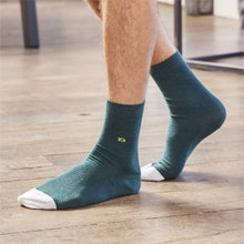 Load image into Gallery viewer, Pique knit socks Green and Grey

